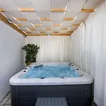 Lucky (adults Only) Aparthotel 4*
