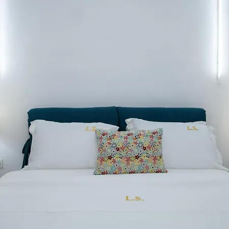 Aparthotel Lucky Suites-Adults-Only Elegant Stay *