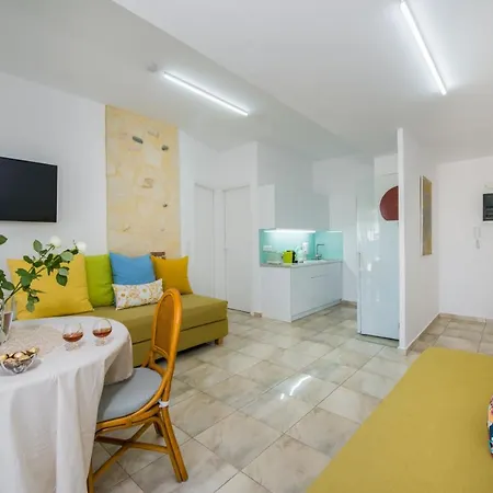 Aparthotel Lucky Suites-Adults-Only Elegant Stay