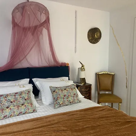 Lucky Suites-Adults-Only Elegant Stay Aparthotel *