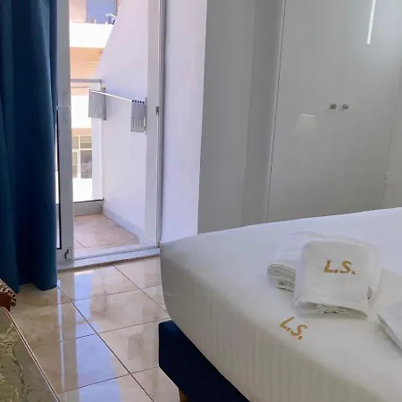 Lucky Suites-Adults-Only Elegant Stay