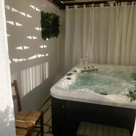 Aparthotel Lucky Suites-Adults-Only Elegant Stay Rethymno (Crete)