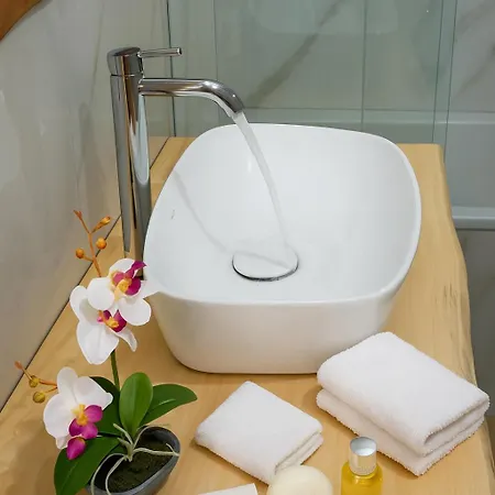 Lucky (adults Only) 4* 레팀노