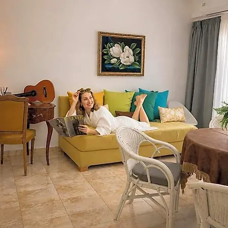 Lucky Premium Suites (Adults Only) Aparthotel Rethymno