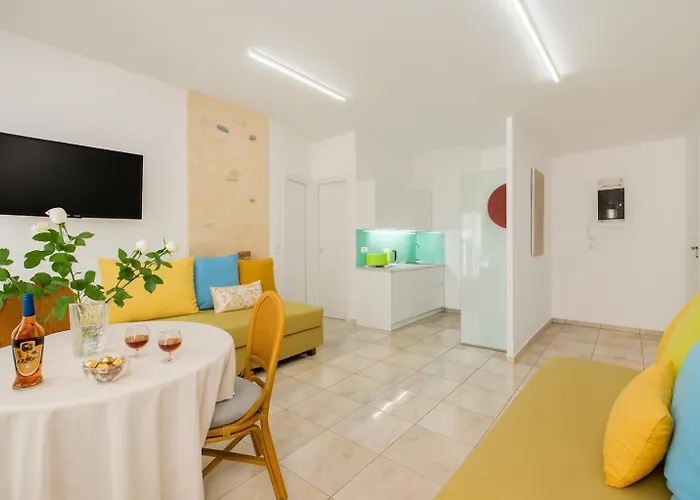 Lucky (adults Only) Apartahotel